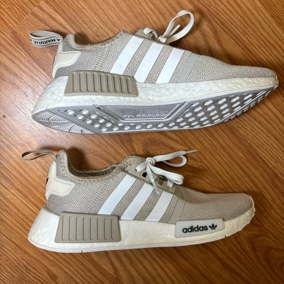 adidas Kids Sneakers in Cream and White - Picture 2 of 4